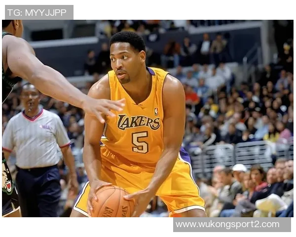 霍里谈追梦前景称湖人是唯一选择并深情赞美老詹 霍里谈追梦前景称湖人是唯一选择并深情赞美老詹