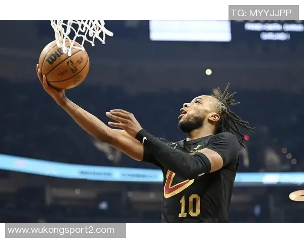 加兰复出展现强大火力半场8中4砍下18分并贡献3助攻罚球全中