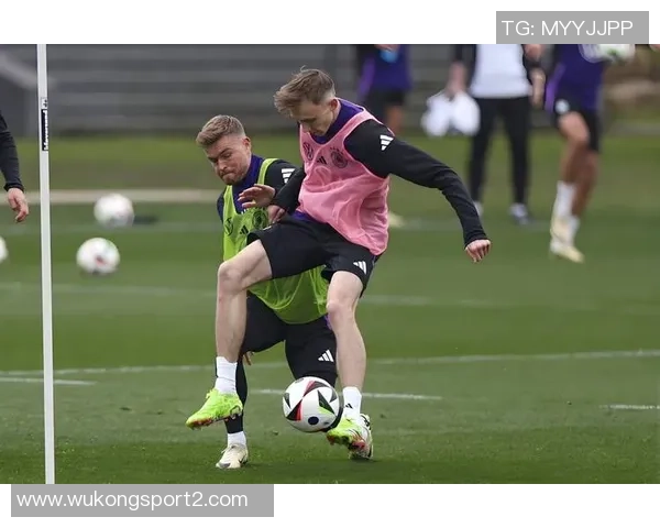 德天空报道施洛特贝克脚部受伤缺席德国队训练或将错过对阵卢森堡比赛 德天空报道施洛特贝克脚部受伤缺席德国队训练或将错过对阵卢森堡比赛