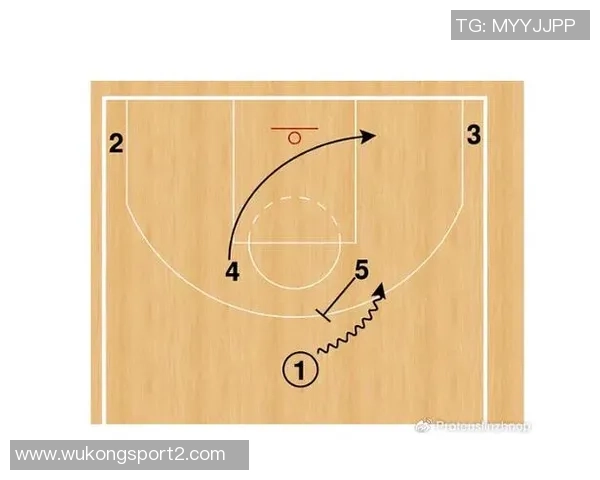 华子分析热火战术变化与希罗复出后的挡拆调整策略