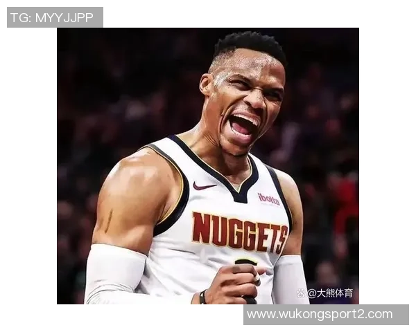 尽管努力拼搏戴维斯全场独得26分11篮板却难阻球队失利 尽管努力拼搏戴维斯全场独得26分11篮板却难阻球队失利